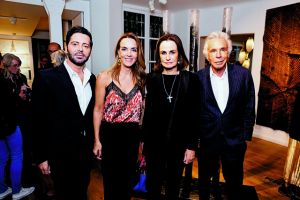 Η συλλογή κοσμημάτων της Ελενας Σύρακα γοητεύει το Παρίσι…