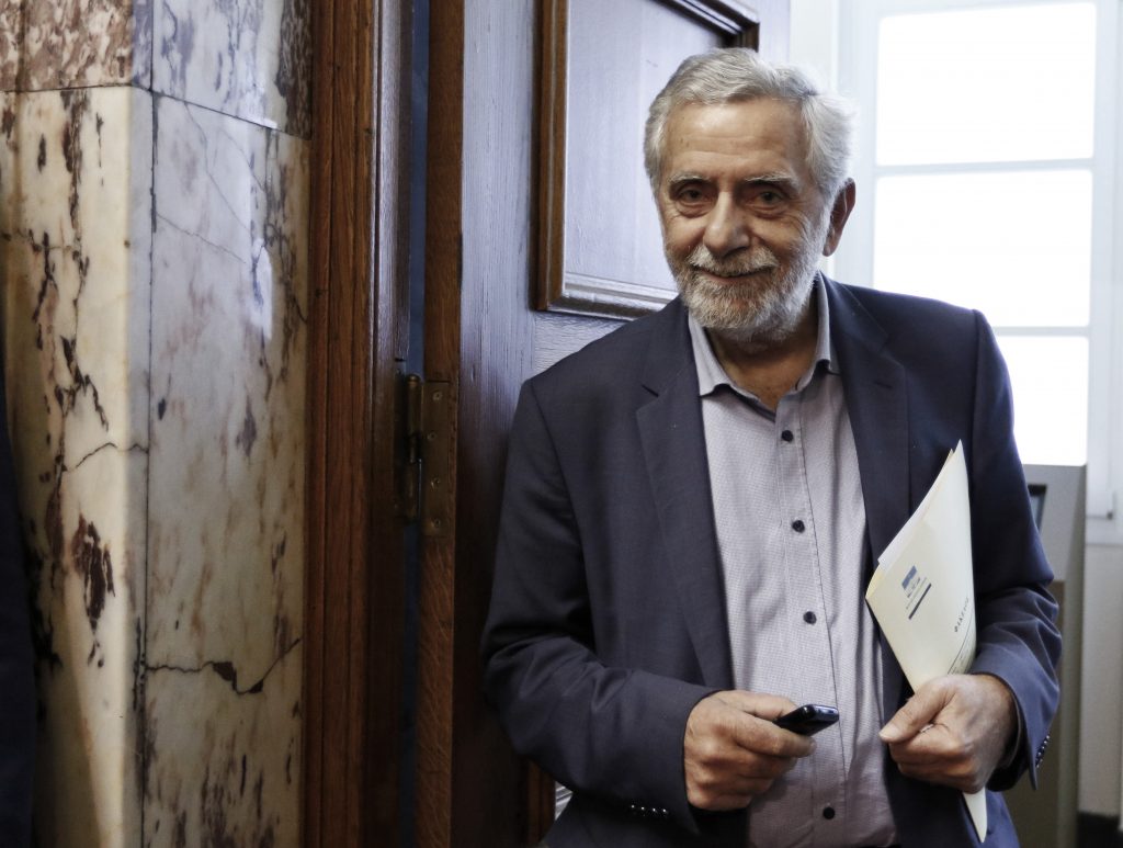 Δρίτσας κατά Κασσελάκη –  «Θέσε εαυτόν εκτός ΣΥΡΙΖΑ και ίδρυσε νέο κόμμα»