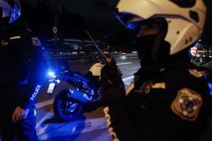 Επιτέθηκαν σε παιδιά επειδή φορούσαν φανέλες αθλητικής ομάδας