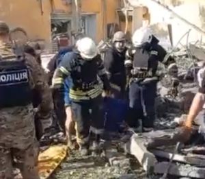 Τρεις οι νεκροί στη Ρωσία από θραύσματα ουκρανικού drone