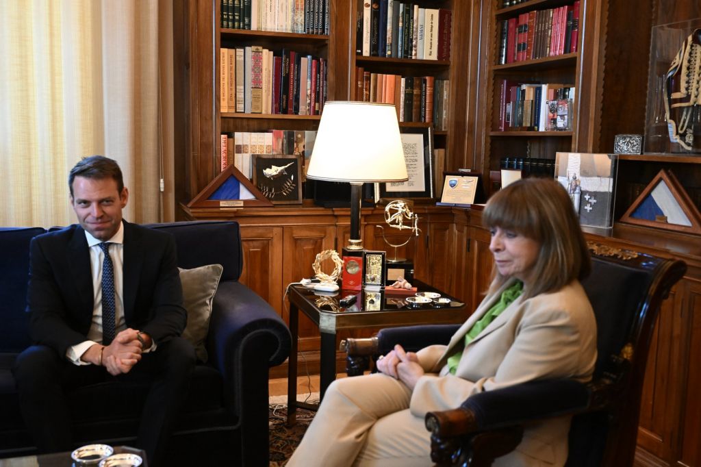 Στέφανος Κασσελάκης: Στο Προεδρικό Μέγαρο για την πρώτη συνάντησή τους