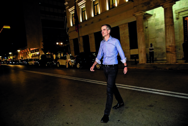 Μήνυμα για… «πόδια καλά γειωμένα στη γη»