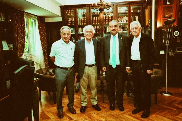 Σωτήρες της δημοκρατίας