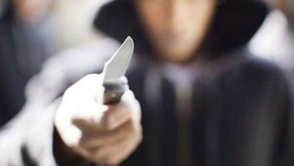 Τρίκαλα: Τρόμος σε σχολείο – 12χρονος έβγαλε μαχαίρι