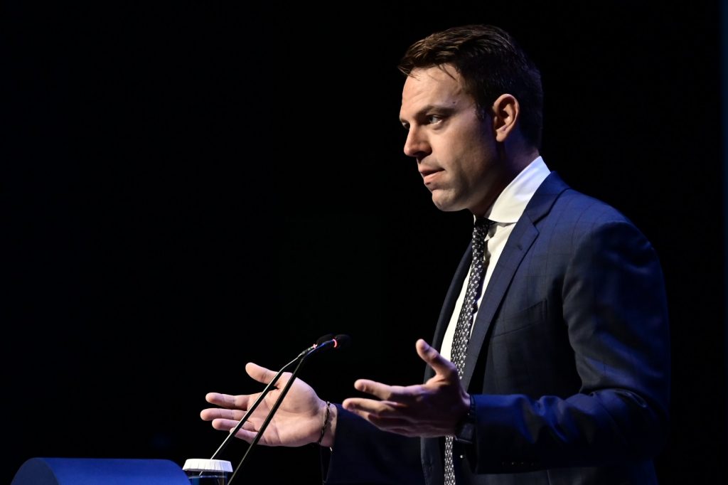 Κασσελάκης: Ας ξεκομπλαριστούν αυτοί που διαφωνούν επειδή δεν συμπαθούν το βιωματικό μου προφίλ