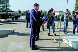Πρώτο δείγμα γραφής στην Κοινοβουλευτική Ομάδα