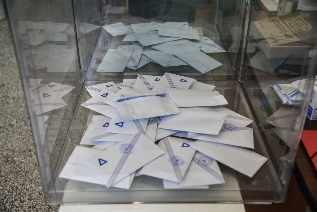 Η μάχη σε 10 μεγάλους δήμους της χώρας – Πρώτη η… αποχή