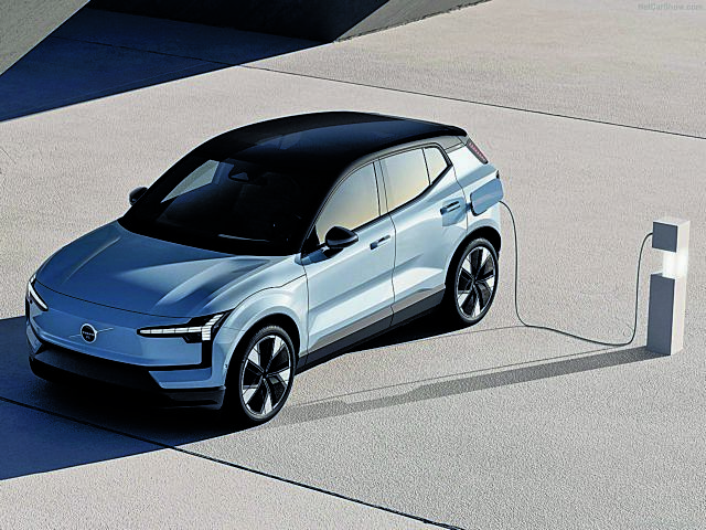 VOLVO EX30: ΑΥΞΗΣΗ ΠΑΡΑΓΩΓΗΣ