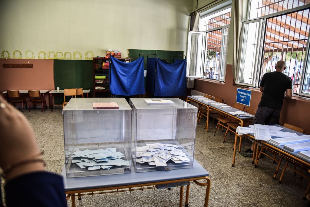 Αυτοδιοικητικές εκλογές: Αδιαμφισβήτητη νίκη της ΝΔ – Κομματική απειθαρχία στον ΣΥΡΙΖA