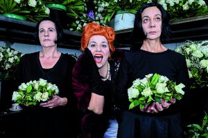 «Οι Δούλες έχουν όσες αντιφάσεις έχουμε όλοι μας»