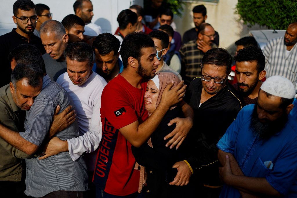 Τρομοκράτες και οι… άμαχοι της Γάζας, λέει η μεγαλύτερη ισραηλινή εφημερίδα