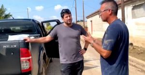 Αλέξης Γεωργούλης: Εμφανίστηκε ο… εξαφανισμένος Ευρωβουλευτής – Επισκέφθηκε τους πλημμυροπαθείς της Θεσσαλίας