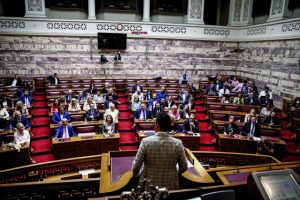 Τα δύο «αν» που απειλούν τον Κασσελάκη