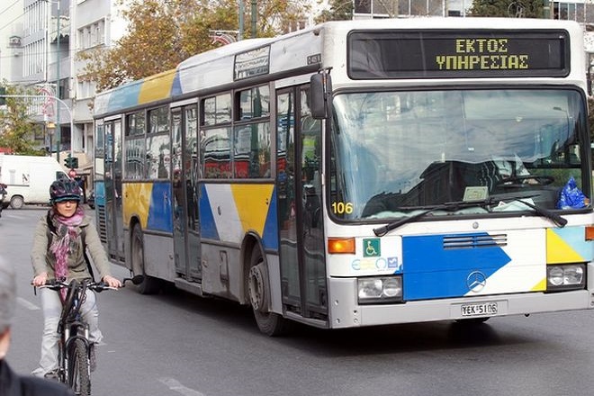 Καταγγελίες για άθλιες συνθήκες και μεγάλες καθυστερήσεις στα δρομολόγια