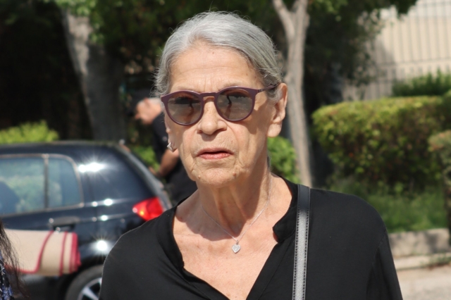 Ματούλα: Τέλος στο θρίλερ με την ταφή της – Ο γιος της αναλαμβάνει την αποτέφρωσή της