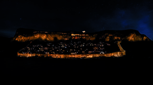 Νέος φωτισμός στη Μονεμβασιά, αυτόματοι πωλητές σε 17 χώρους