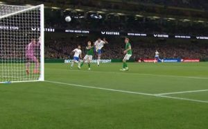 Σέντρα Τσιμίκα, κεφαλιά Γιακουμάκη και 1-0 η Εθνική!