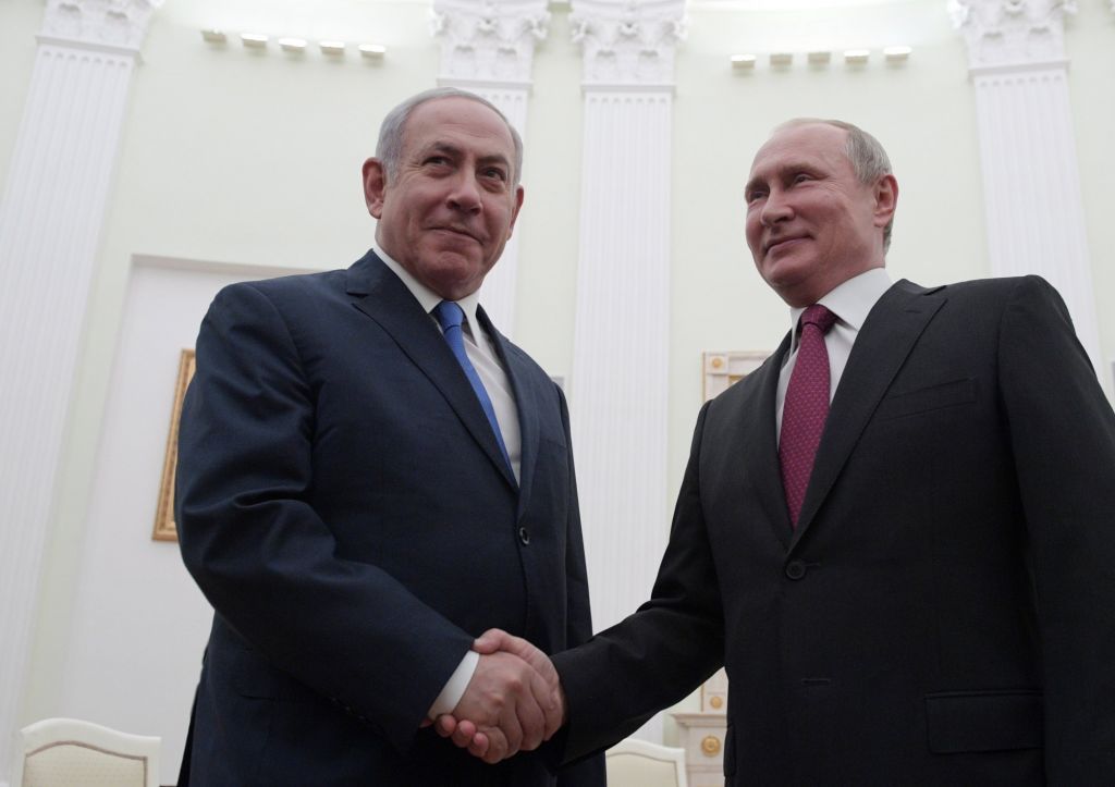 Γιατί η Ρωσία ακροβατεί στον πόλεμο Χαμάς-Ισραήλ
