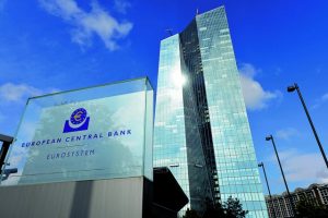 Deutsche Bank: Πιθανό το ενδεχόμενο άλλων 10.000 απολύσεων