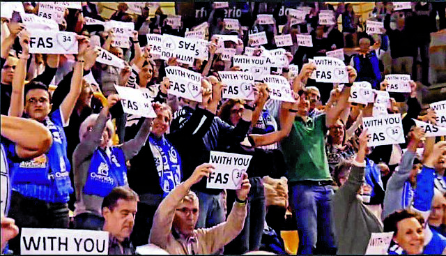 Αποθέωση για τη Φασούλα