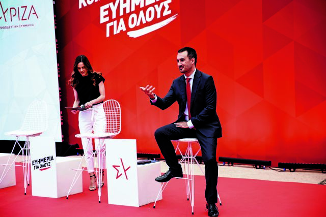 Παραμένει ανοικτός ο κύκλος των αποχωρήσεων