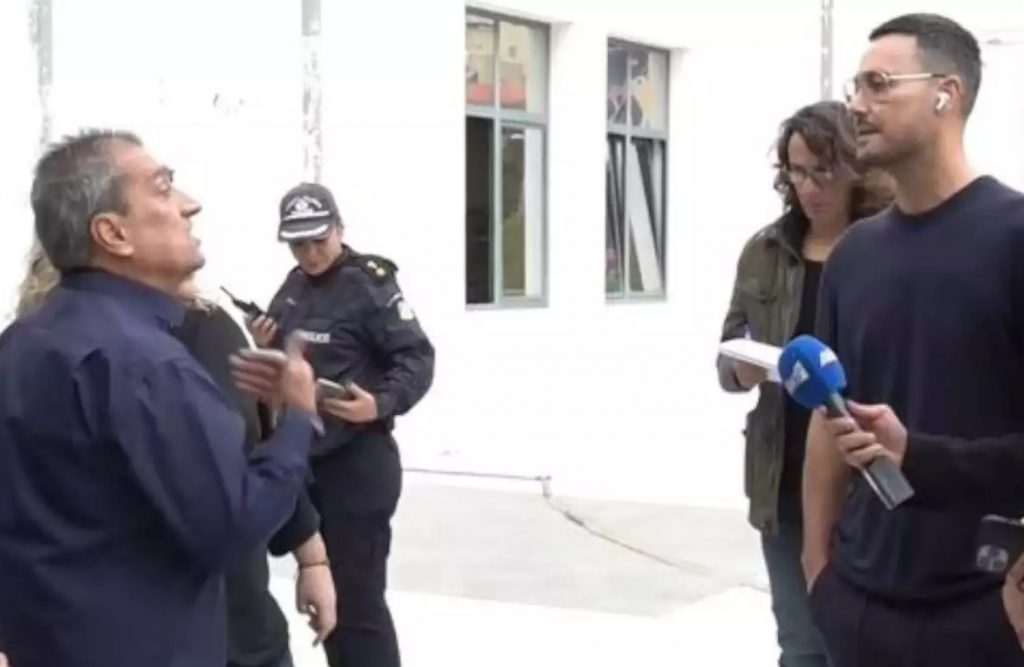 Ρούλα Πισπιρίγκου: «Επίθεση» on air από την οικογένειά της στον δημοσιογράφο Πέτρο Κουσουλό