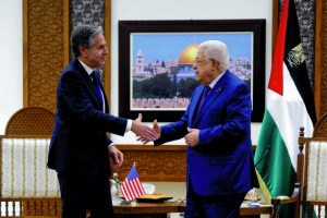 Μια στάση στη Λάρνακα με νόημα