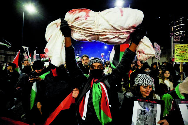 Παγκόσμιος ξεσηκωμός για αμάχους και ομήρους