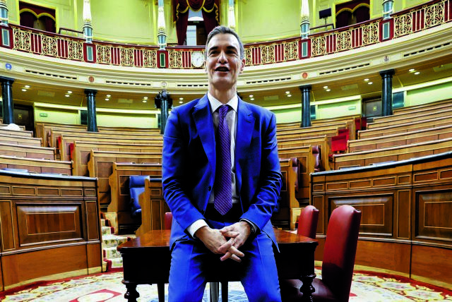 Πρωθυπουργός για ακόμη μια θητεία