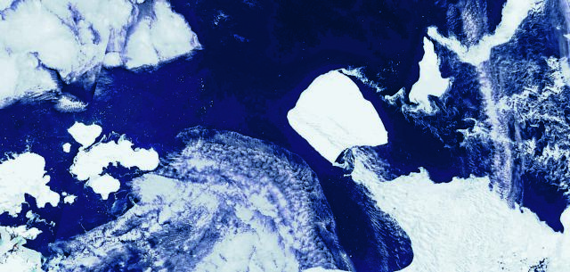 Κινείται μετά από τρεις δεκαετίες το μεγαλύτερο παγόβουνο της Γης