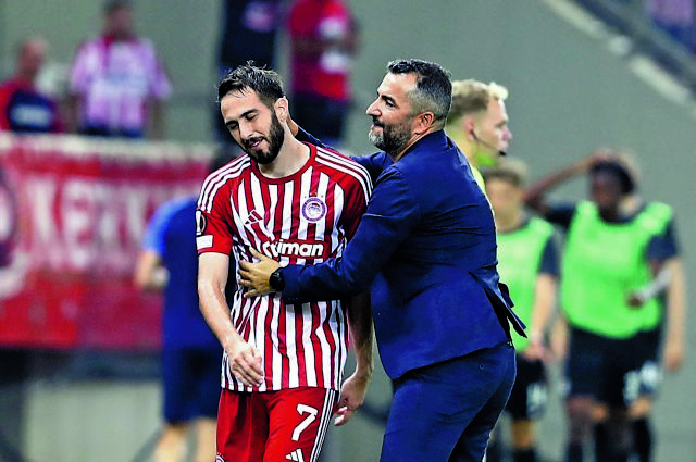 Το όνομά του, μπήκε πρώτο στο λευκό χαρτί του Μαρτίνεθ