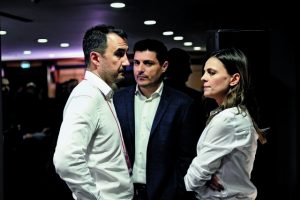 Ελιγμοί, παζάρια και συμβιβασμοί πριν απ’ τη μεγάλη έξοδο