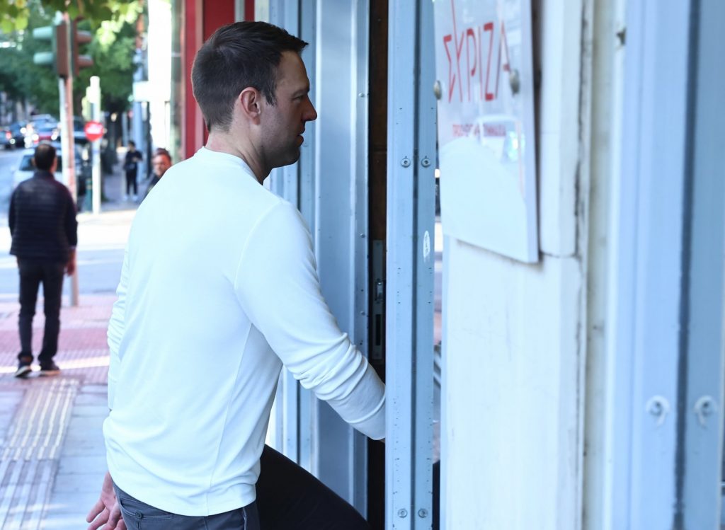 Ώρα αποφάσεων από την ομάδα Αχτσιόγλου ενώ ο ΣΥΡΙΖΑ φυλλορροεί