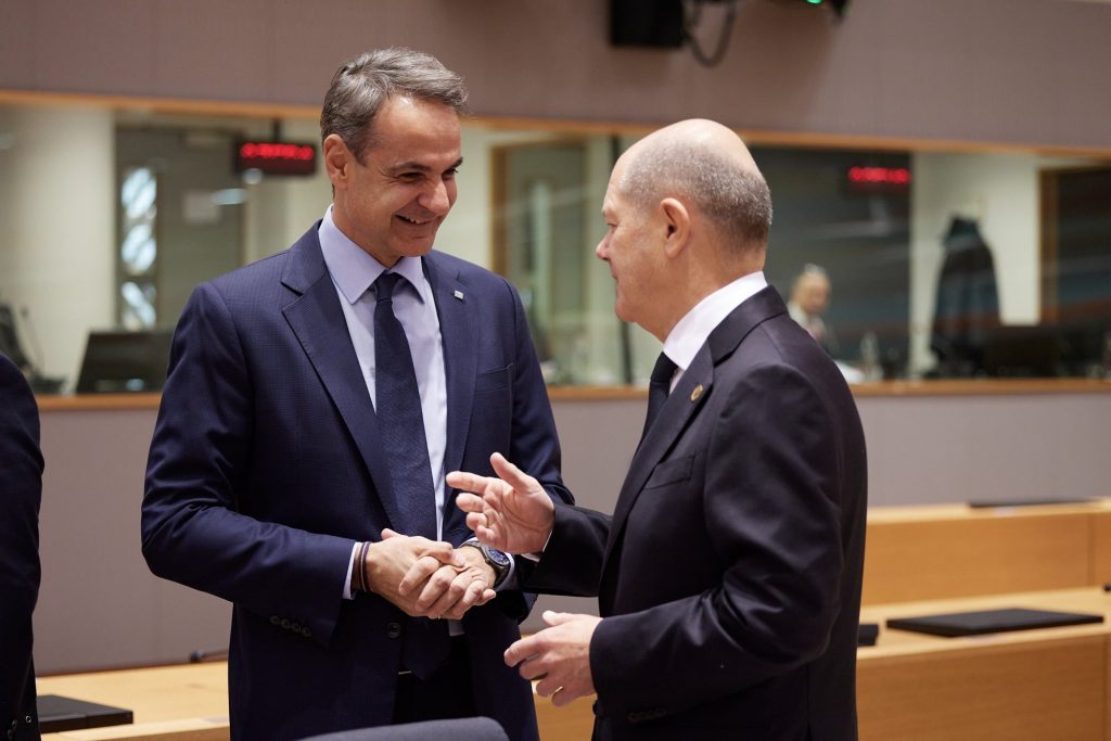 Greek PM Mitsotakis  to meet German Chancellor at 11