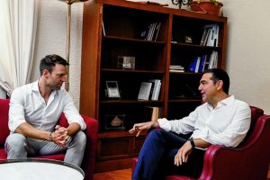 Βολές για «αποστάτες» από τον Κασσελάκη