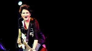 «Χοντρή» ορθότητα ή αναφαίρετο δικαίωμα;