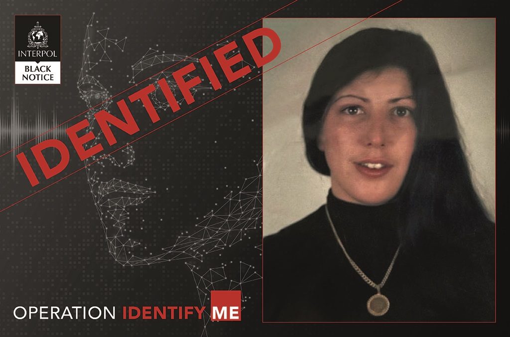 Interpol: Πώς έφτασε στην ταυτοποίηση της «γυναίκας με το τατουάζ λουλούδι» μετά από 31 χρόνια