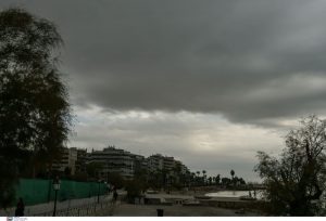 Νέο κύμα κακοκαιρίας έως την Τετάρτη – Αναμένονται βροχοπτώσεις κατηγορίας 4