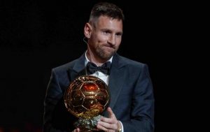 «Άνετα» κατέκτησε τη Χρυσή Μπάλα ο Μέσι – Η διαφορά με τους υπόλοιπους