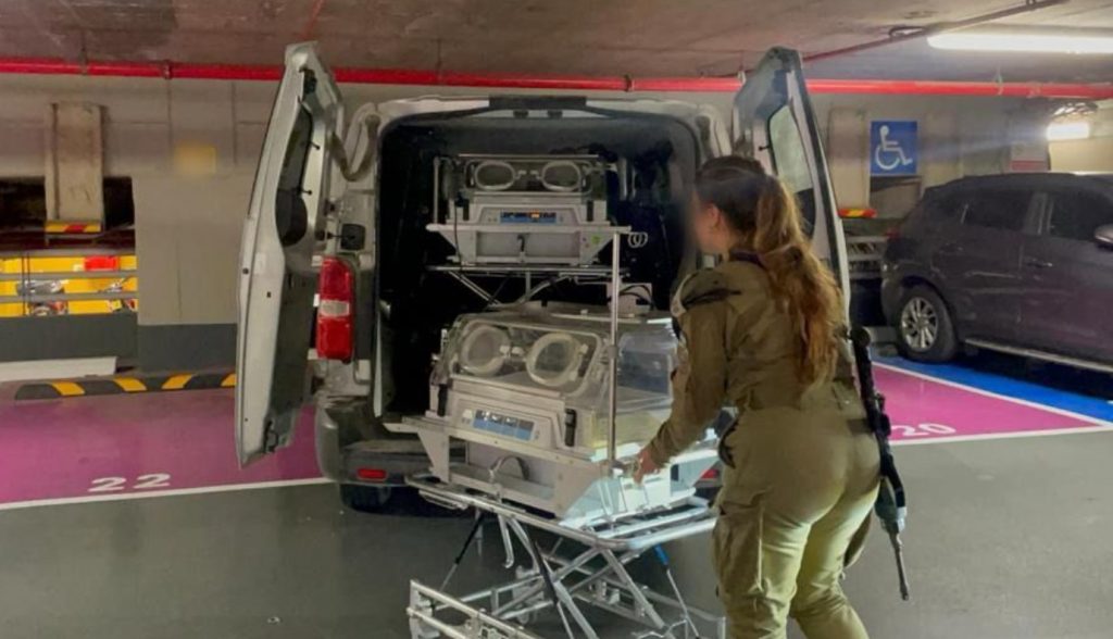 Ισραήλ: Μεταφέρουν θερμοκοιτίδες από ισραηλινά νοσοκομεία στη Γάζα