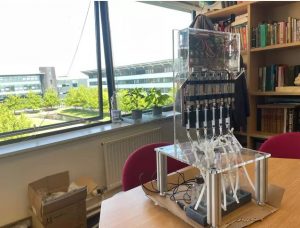 Αγγλία: Επαναστατική συσκευή θα επιτρέπει να «δοκιμάζουμε» φαγητό από την τηλεόραση