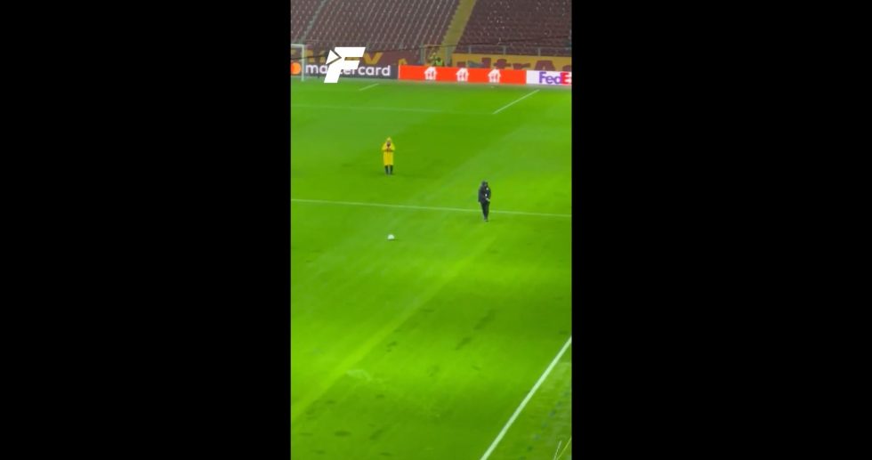 Στον «αέρα» το Γαλατάσαραϊ – Μάντσεστερ Γιουνάιτεντ: Λίμνη το «RAMS Park»