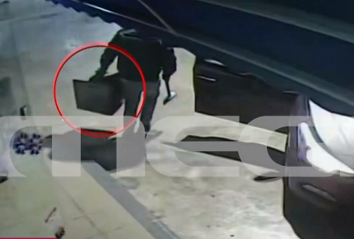 Ασπρόπυργος: Βίντεο-ντοκουμέντο από ληστεία σε βενζινάδικο με όπλο και… βαριοπούλα