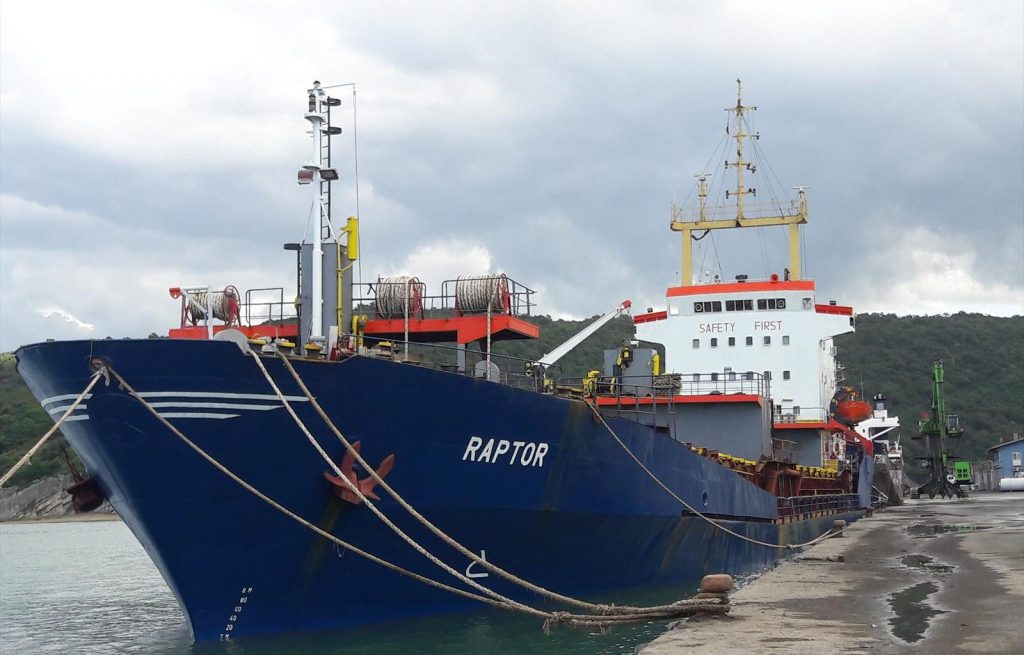 Λέσβος: Αγωνία για τους 13 αγνοούμενους ναυτικούς του πλοίου – Υπό δυσμενείς καιρικές συνθήκες οι έρευνες