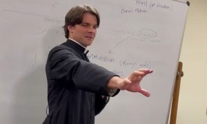 Αλαμπάμα: Σάλος με ιερέα που παντρεύτηκε 18χρονη και το έσκασαν για Ιταλία