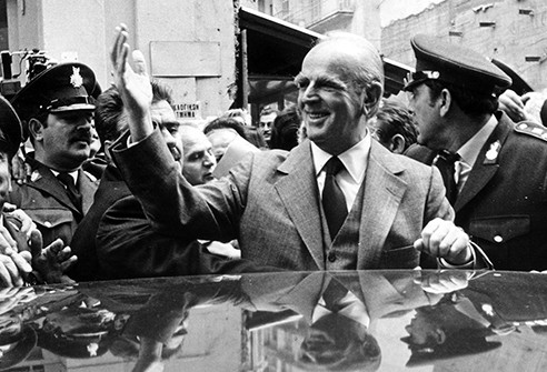17 Νοεμβρίου 1974: Ο προσωπικός θρίαμβος του Κωνσταντίνου Καραμανλή