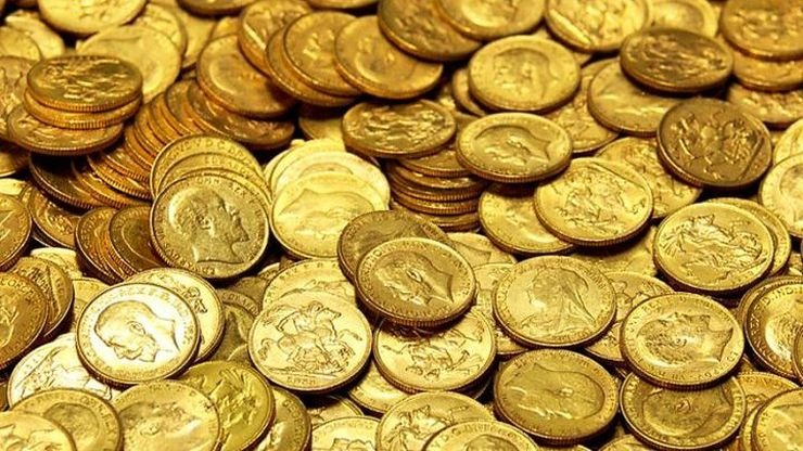Φρενίτιδα με τις χρυσές λίρες – Πότε πουλήθηκαν οι περισσότερες
