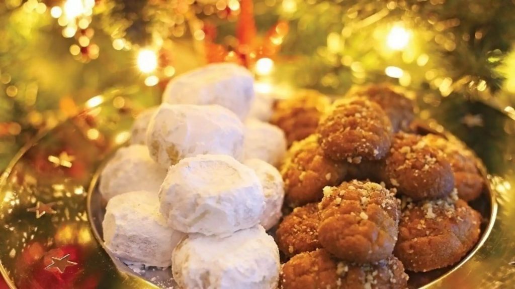 «Αλμυρά» φέτος τα γλυκά των Χριστουγέννων – Μελομακάρονα σε τιμή… κοσμήματος