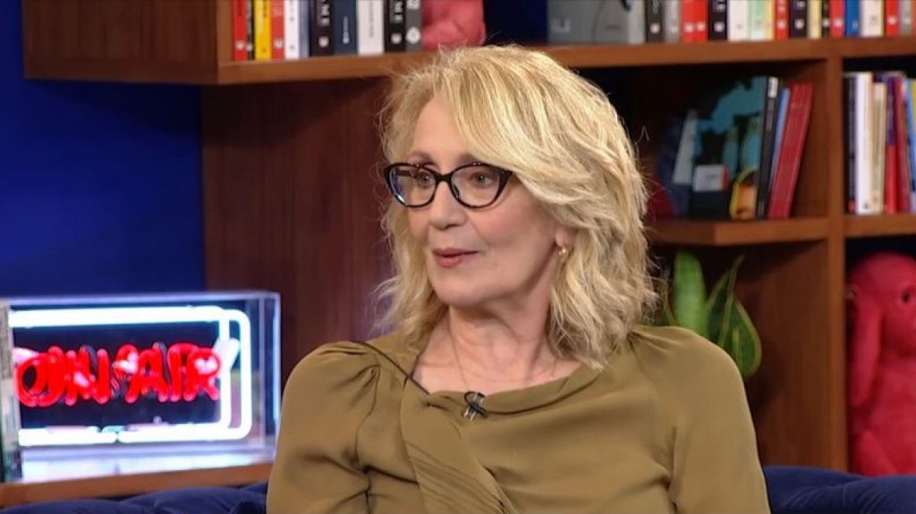 Θέμις Μπαζάκα: «Πρέπει να ξεκινήσει η σεξουαλική εκπαίδευση στο σχολείο και να πάψουν τα θρησκευτικά»