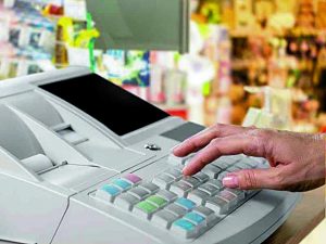 Εκοβε αποδείξεις αλλά δεν τις δήλωνε